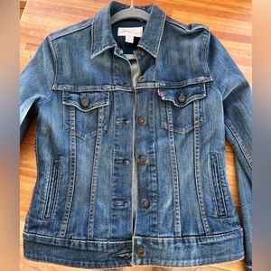 Authentic vintage Levi’s San Francisco jean jacket in perfect condition!